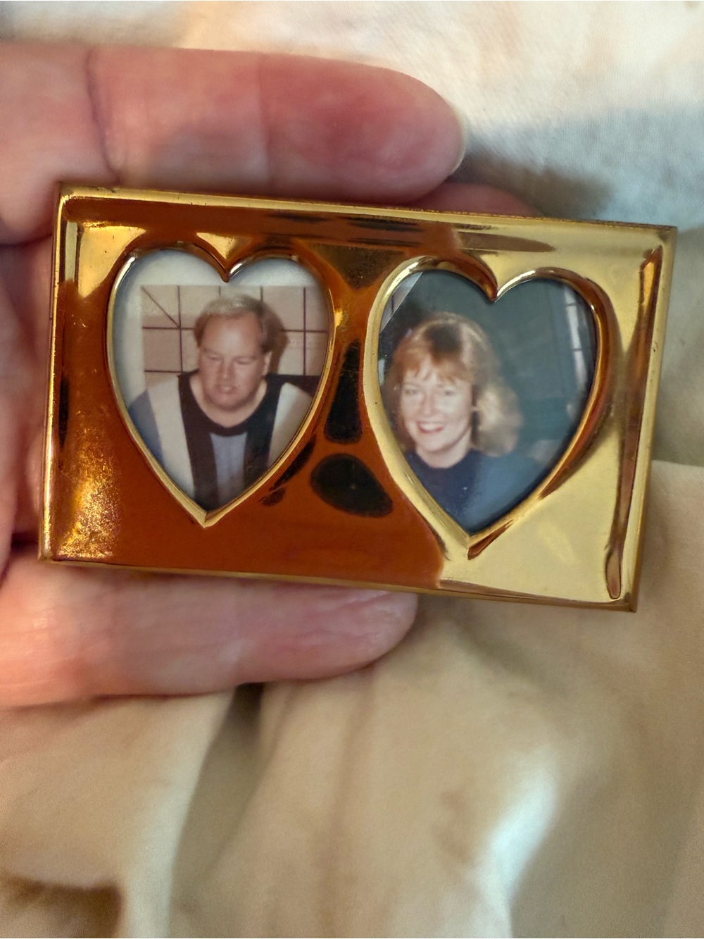 Source Unknown Gold Double Heart Tabletop Frame